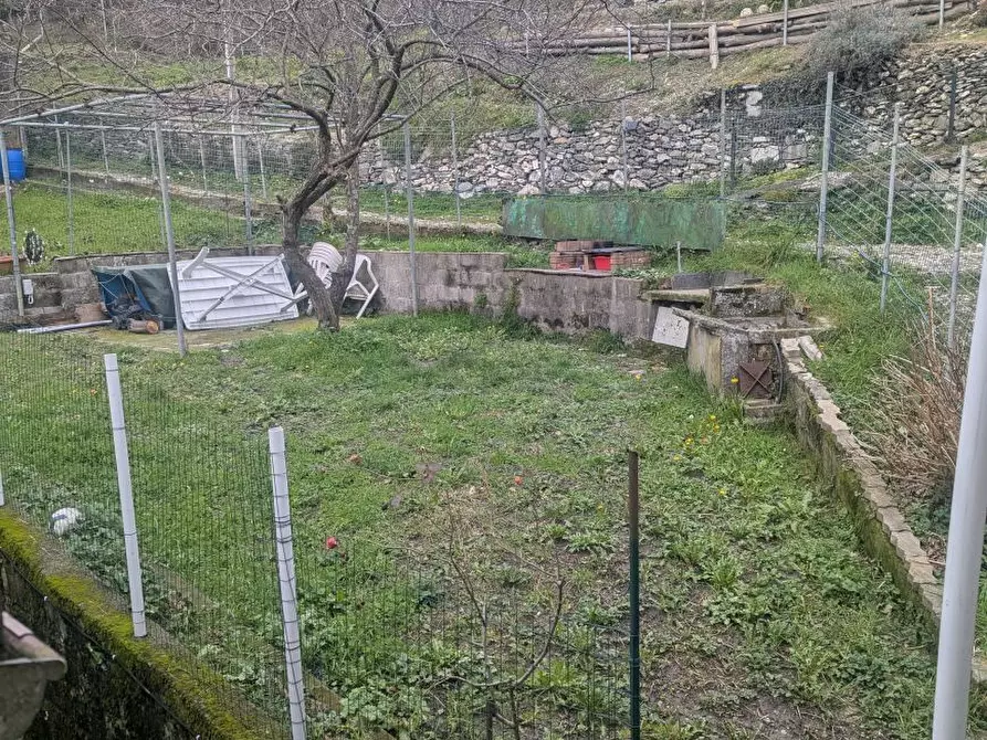 Immagine 22 di Quadrilocale in vendita  in Via Fiume 187 a Mignanego