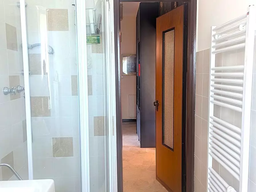 Immagine 22 di Trilocale in vendita  in Via XXV Aprile 28 a Mignanego