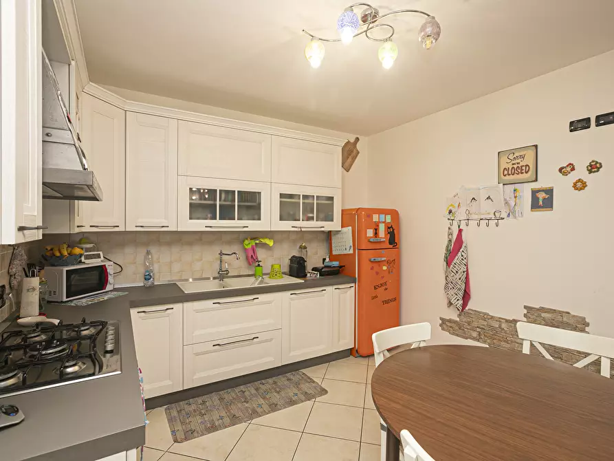 Immagine 8 di Trilocale in vendita  in via alle tine 18 a Ceranesi