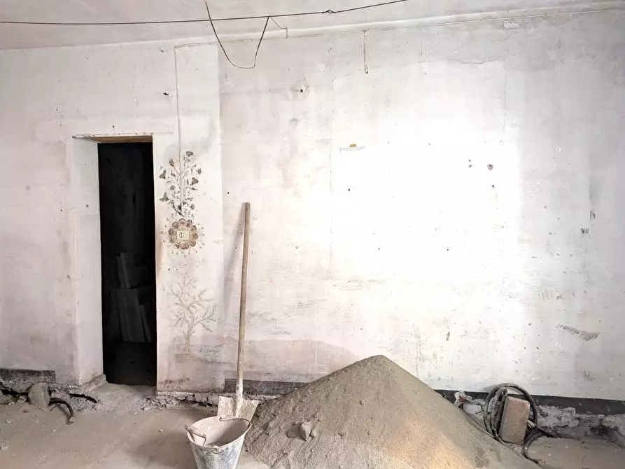 Immagine 32 di Bilocale in vendita  in Via Vittorio Veneto a Busalla