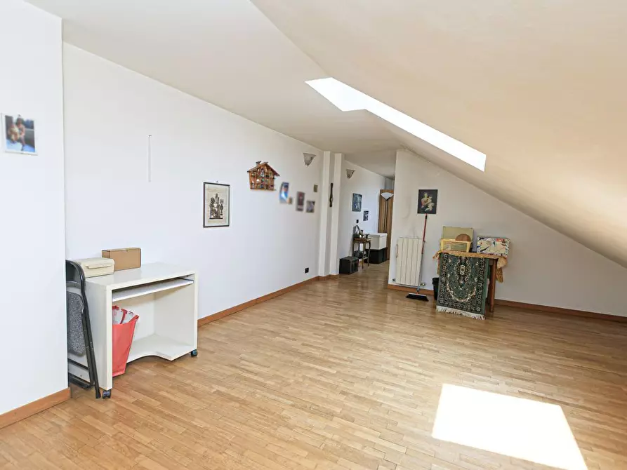 Immagine 44 di Attico in vendita  in Via Morego 55 a Genova