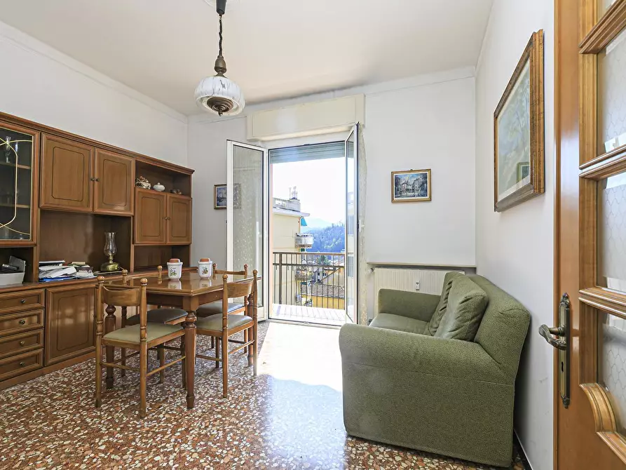 Immagine 15 di Quadrilocale in vendita  in Via Circonvallazione 5 a Campomorone