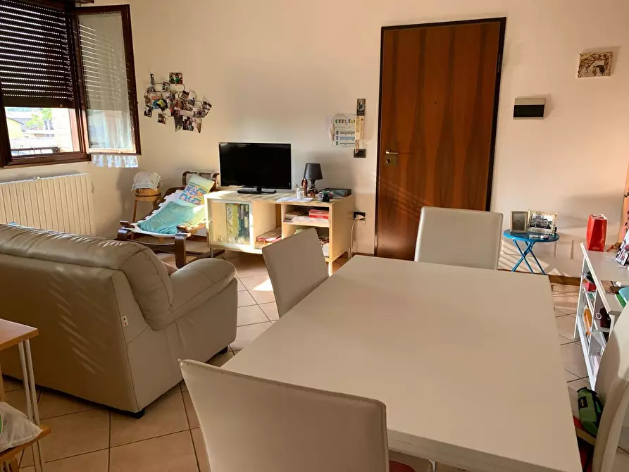 Immagine 33 di Attico in affitto  a Medolla