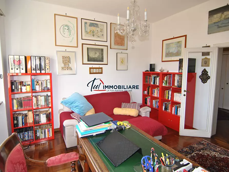 Immagine 15 di Pentalocale in vendita  in Viale Fabbricotti 3 a Livorno