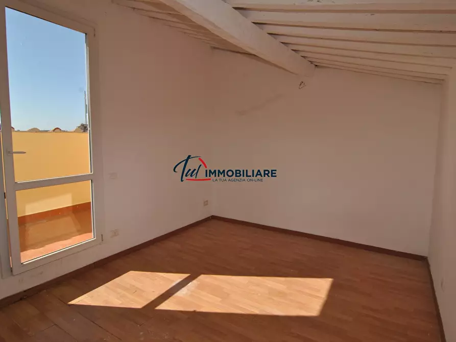 Immagine 12 di Attico in vendita  in Via della Cinta Esterna 16 a Livorno