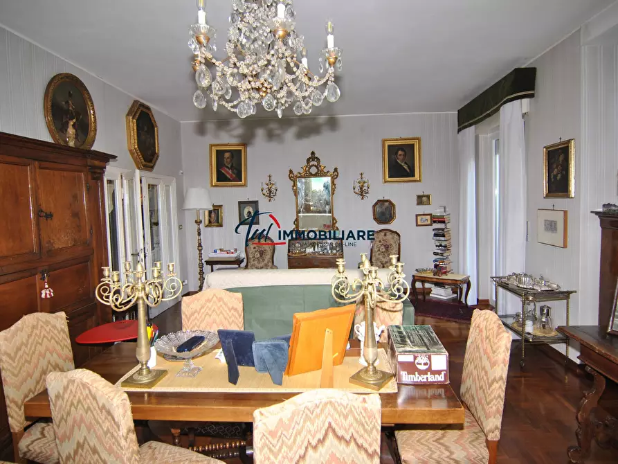 Immagine 9 di Pentalocale in vendita  in Viale Fabbricotti 3 a Livorno