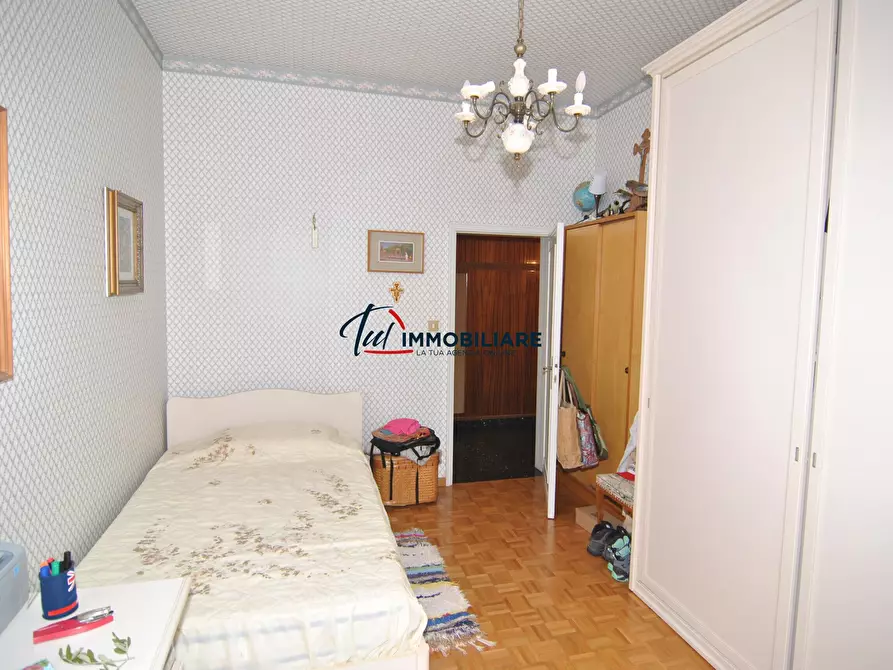 Immagine 15 di Pentalocale in vendita  in Viale Fabbricotti 106 a Livorno