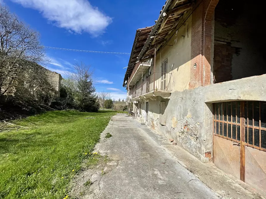 Immagine 4 di Rustico / casale in vendita  in Borgata Biarella 32 a Dogliani