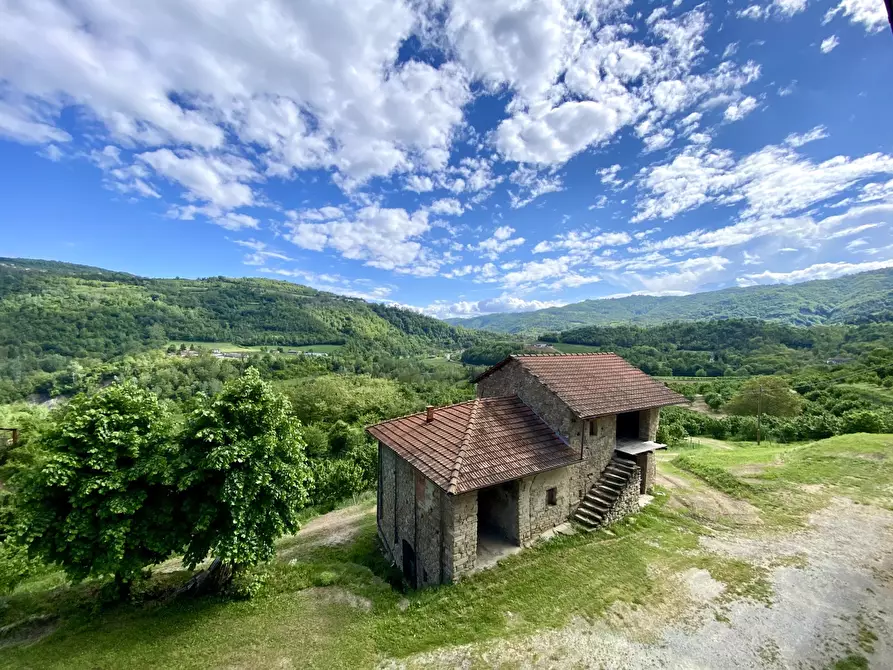 Immagine 12 di Rustico / casale in vendita  in Frazione Robertiero 14 a Gorzegno