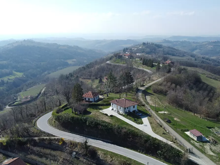 Immagine 19 di Casa indipendente in vendita  in Località Coste Baraccone 5 a Serravalle Langhe
