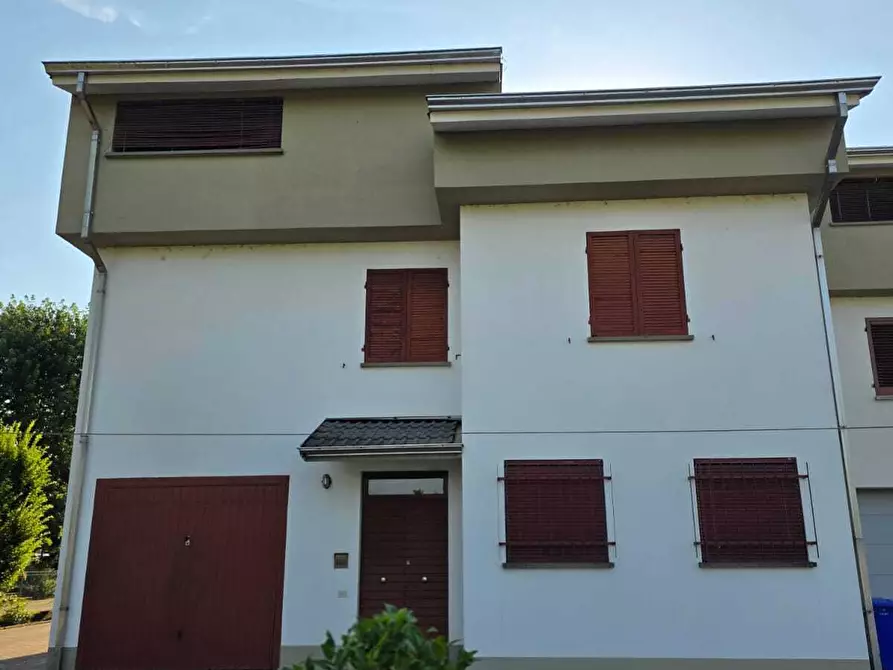 Immagine 50 di Porzione di casa in vendita  in Via Provinciale 23 a Sissa Trecasali
