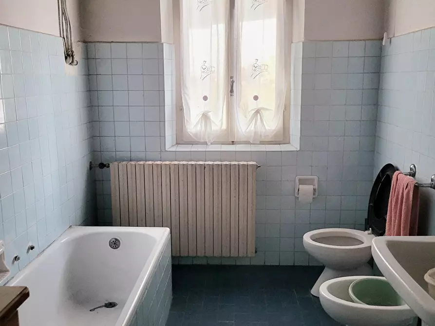 Immagine 21 di Casa bifamiliare in vendita  in Strada Torta 90 a Sissa Trecasali