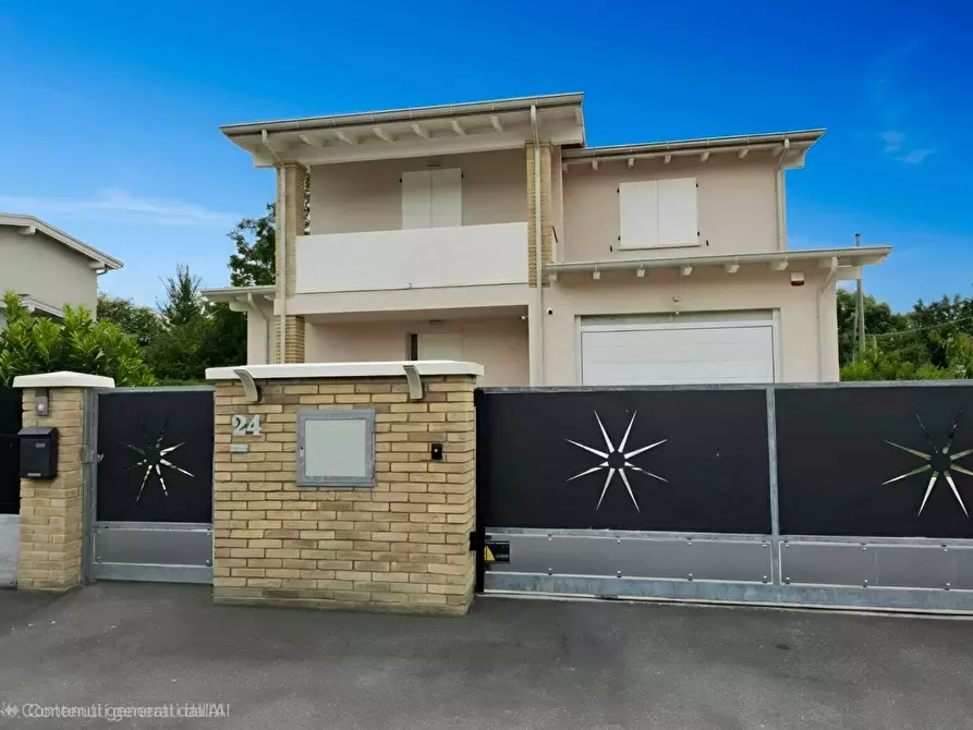 Immagine 3 di Villa in vendita  in Via Ponticella 24 a Sissa Trecasali