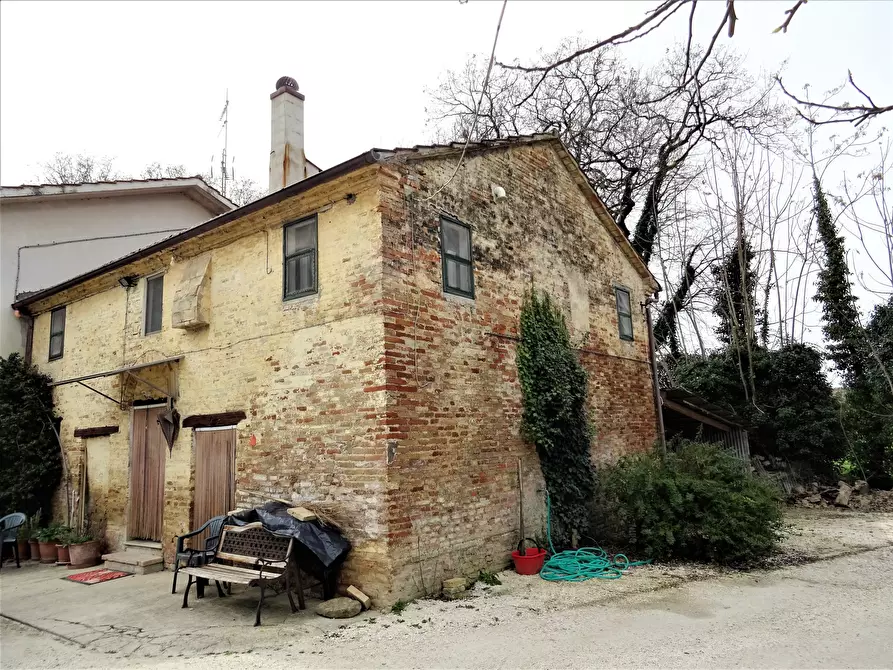 Immagine 1 di Casa indipendente in vendita  a Ostra