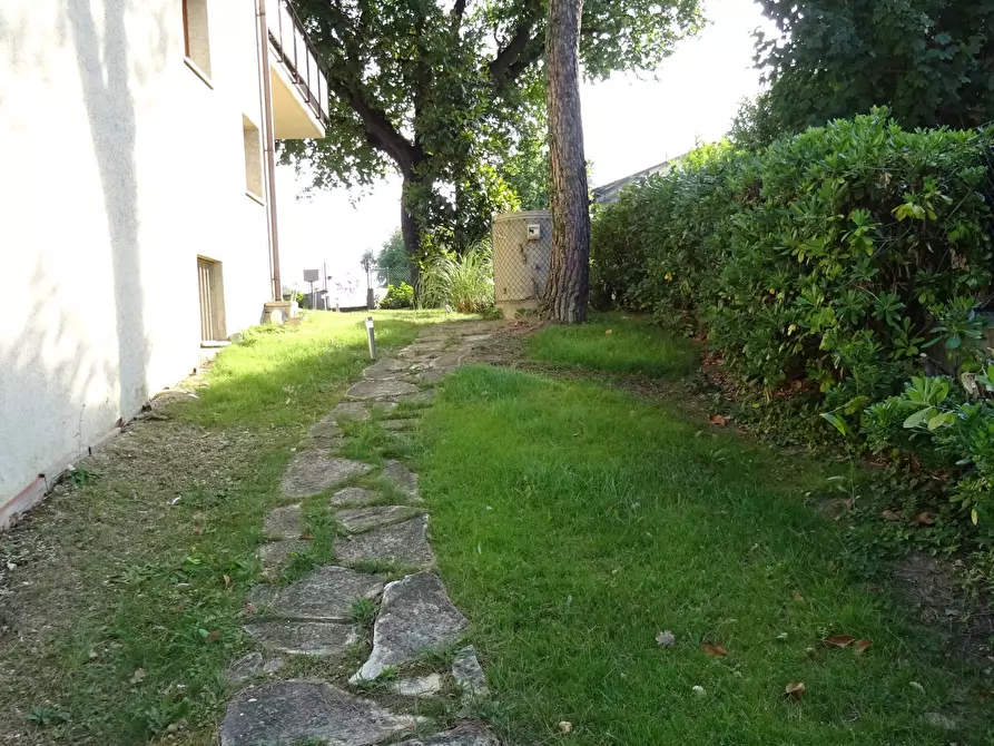 Immagine 8 di Casa bifamiliare in vendita  a Corinaldo