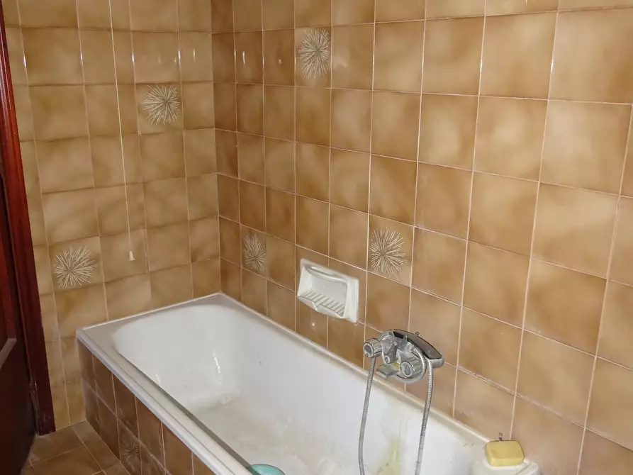 Immagine 14 di Casa indipendente in vendita  a Trecastelli