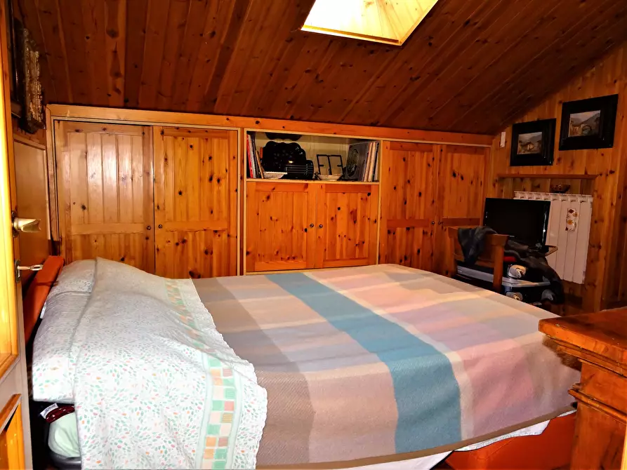 Immagine 12 di Mansarda in vendita  a Senigallia