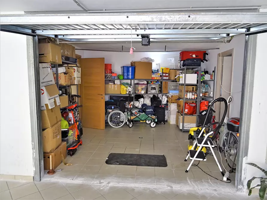 Immagine 31 di Trilocale in vendita  a Trecastelli