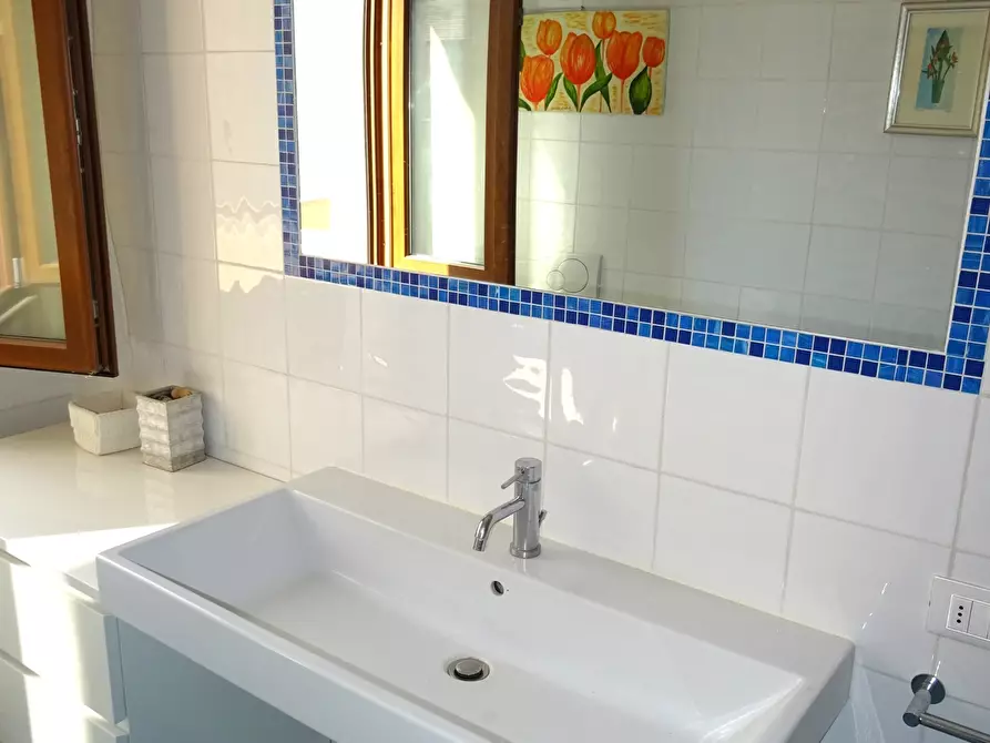 Immagine 13 di Trilocale in vendita  a Senigallia