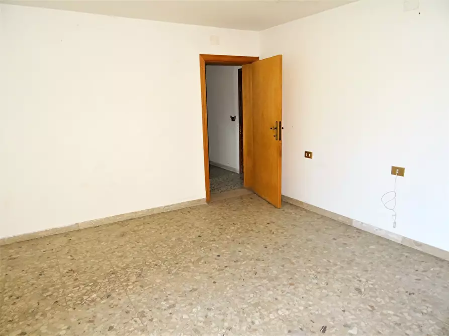 Immagine 16 di Rustico / casale in vendita  a Corinaldo