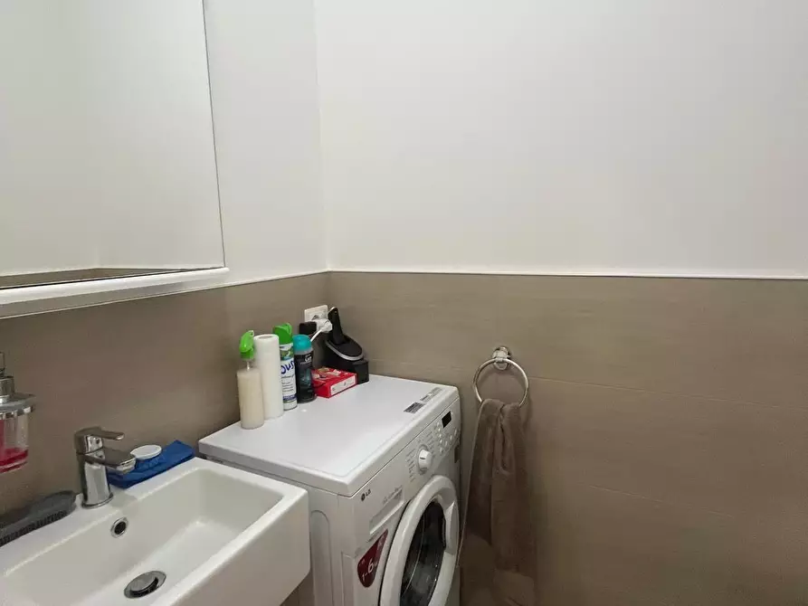 Immagine 10 di Trilocale in vendita  a Senigallia