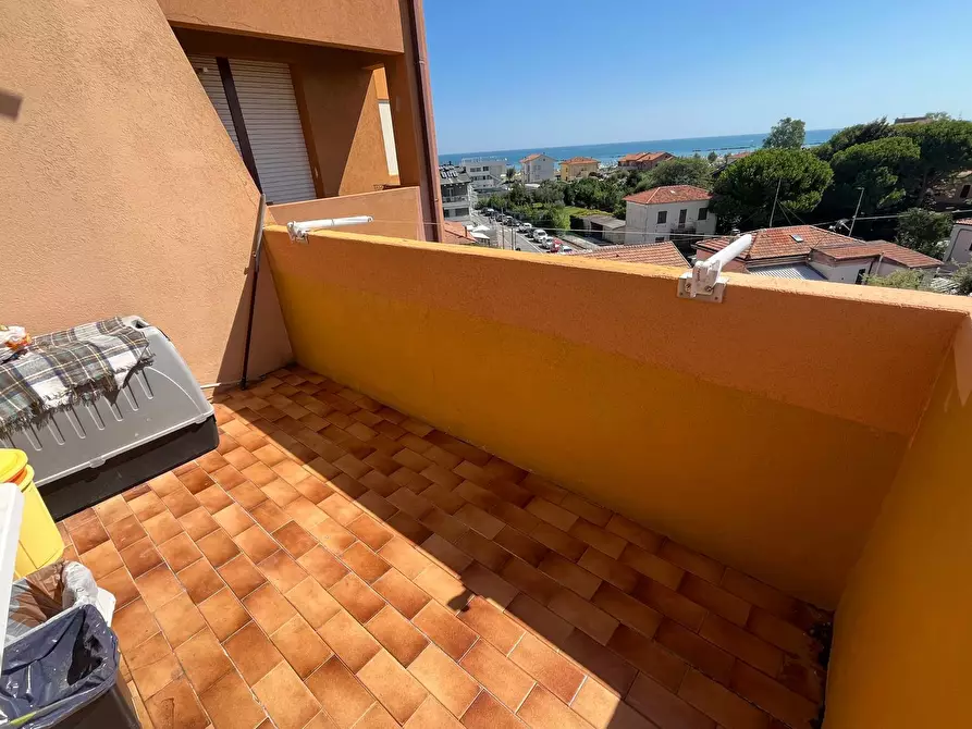 Immagine 4 di Quadrilocale in vendita  a Senigallia