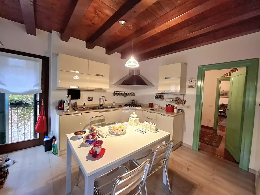 Immagine 6 di Villa in vendita  in Via Giacomo Sichirollo 9 a Rovigo