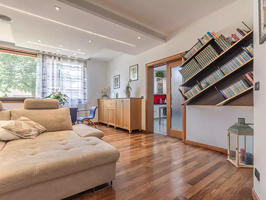 Immagine 39 di Villa in vendita  in Via Claudio Gallerani 2 a Terre Del Reno