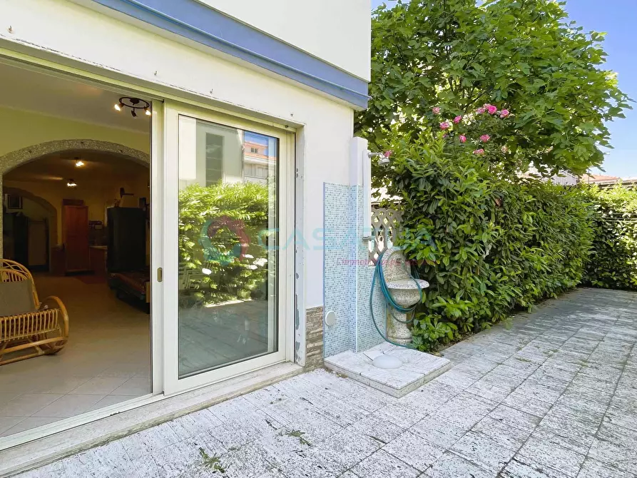 Immagine 29 di Trilocale in vendita  a Silvi