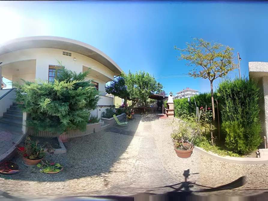 Immagine 53 di Casa indipendente in vendita  a Silvi