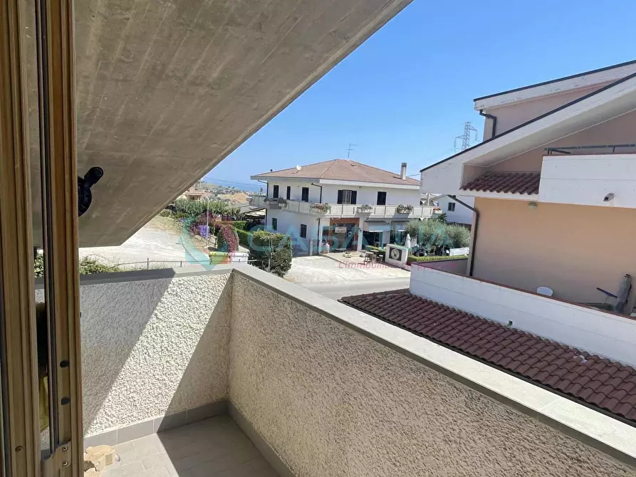 Immagine 34 di Casa indipendente in vendita  a Silvi