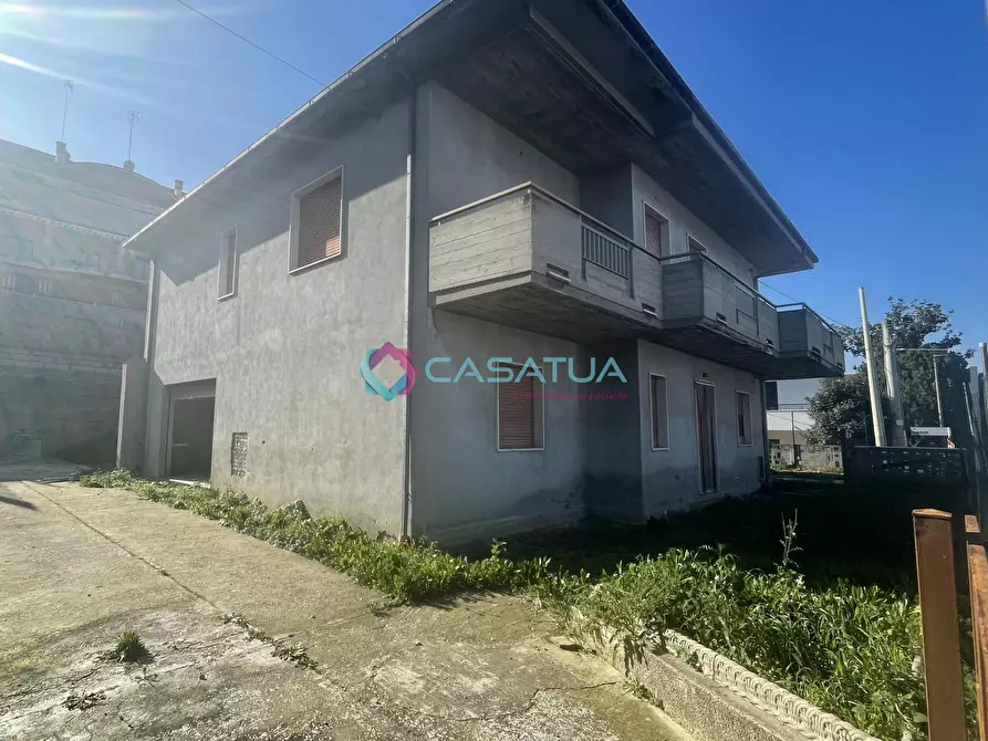 Immagine 92 di Casa indipendente in vendita  a Montesilvano