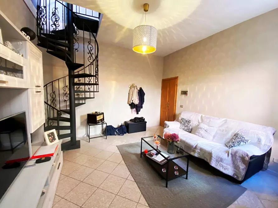 Immagine 3 di Porzione di casa in vendita  in Via Umberto Biancamano 141 a La Spezia