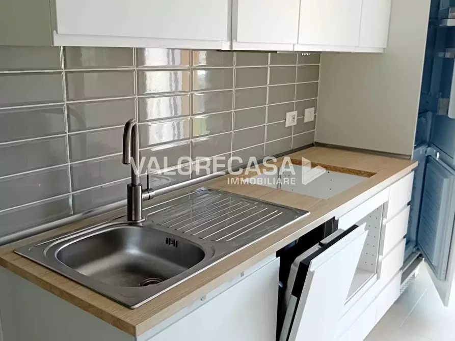 Immagine 9 di Bilocale in vendita  in Via Borghetto 27 a Castelnuovo Magra