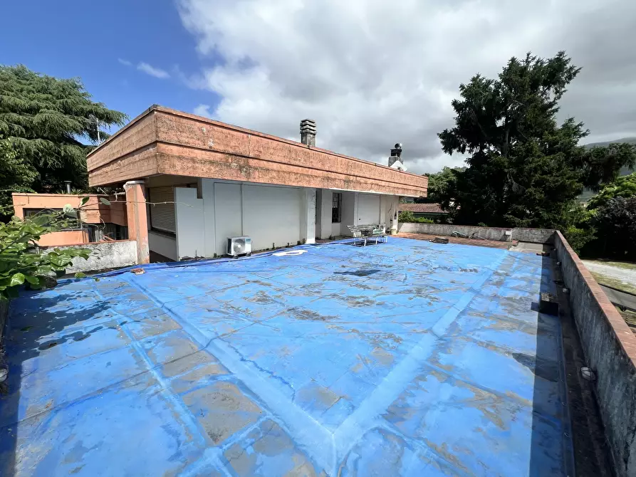 Immagine 16 di Villa in vendita  in Via Acquala 40 a Montignoso