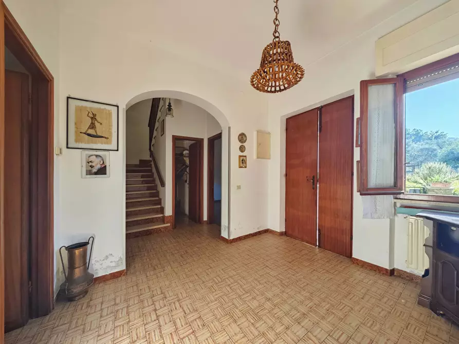 Immagine 5 di Casa indipendente in vendita  in Via della Grillaia 5 a Ortonovo