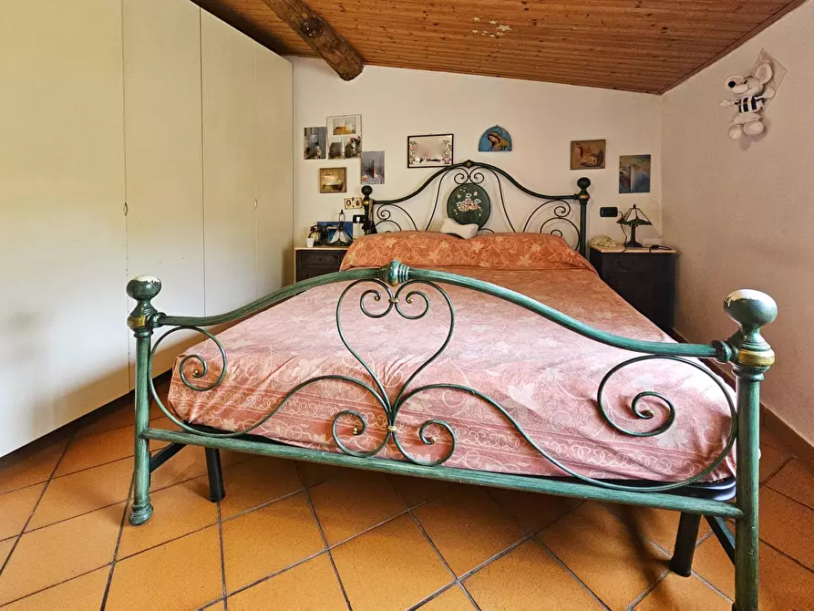 Immagine 23 di Porzione di casa in vendita  in Via Canepari 70 a Fosdinovo