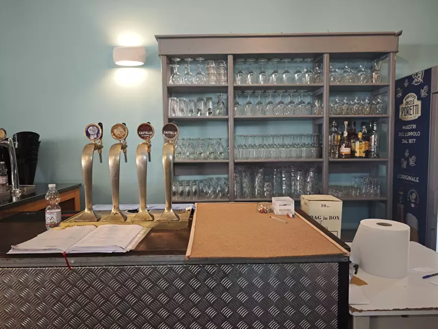 Immagine 35 di Locale commerciale in vendita  in Località Fiascherino 7 a Lerici