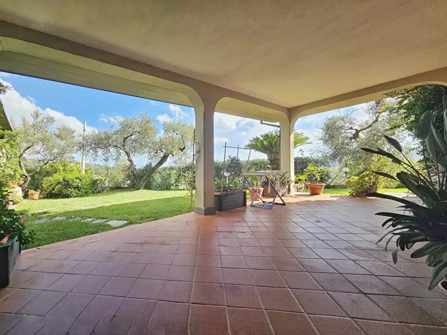 Immagine 38 di Villetta a schiera in vendita  in Via Porredo 152 a Fosdinovo