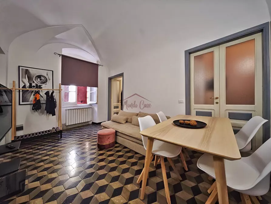 Immagine 5 di Trilocale in vendita  a Sarzana