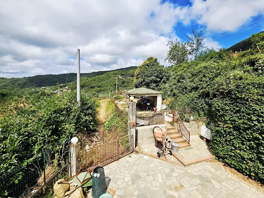 Immagine 9 di Porzione di casa in vendita  in Via Canepari 70 a Fosdinovo