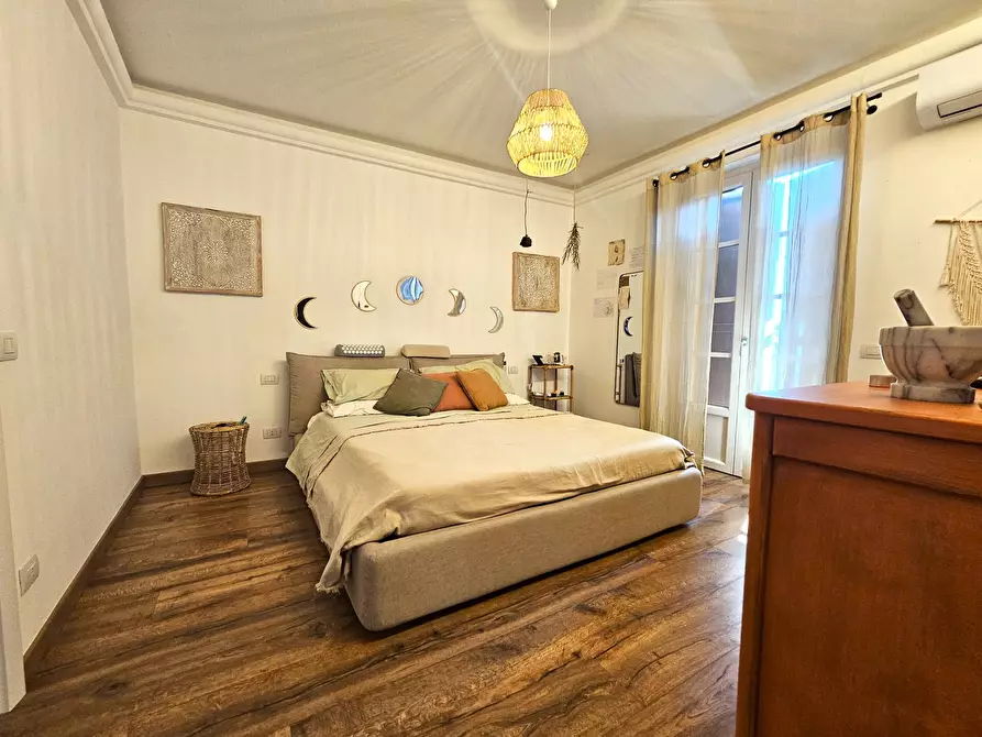 Immagine 40 di Villa in vendita  in Via Luparello 5 a Sarzana