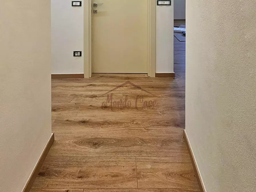 Immagine 16 di Trilocale in vendita  in Piazza Giacomo Matteotti 29 a Sarzana