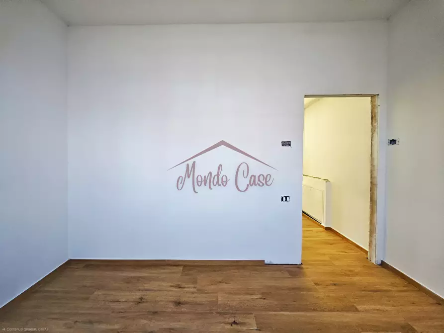 Immagine 50 di Porzione di casa in vendita  in Via dei Molini 148 a Sarzana