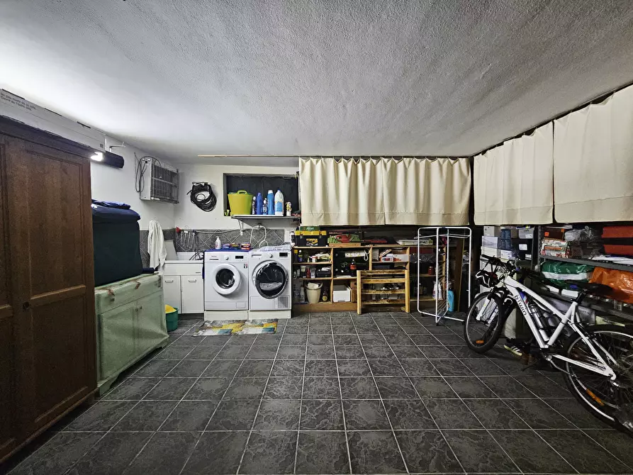 Immagine 29 di Trilocale in vendita  in Via XXV Aprile 44 a Ameglia