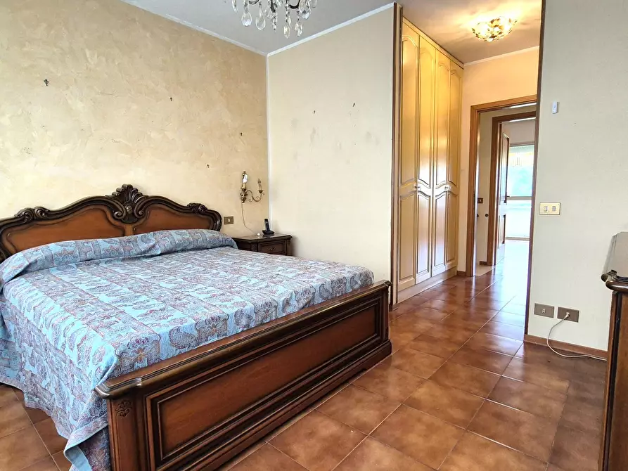 Immagine 28 di Villetta a schiera in vendita  in Via Madonnina 11 a Ortonovo