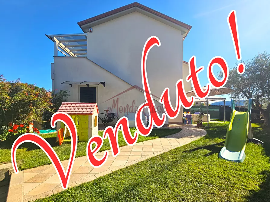 Immagine 1 di Porzione di casa in vendita  in Via Ghiarettolo 89-g a Sarzana