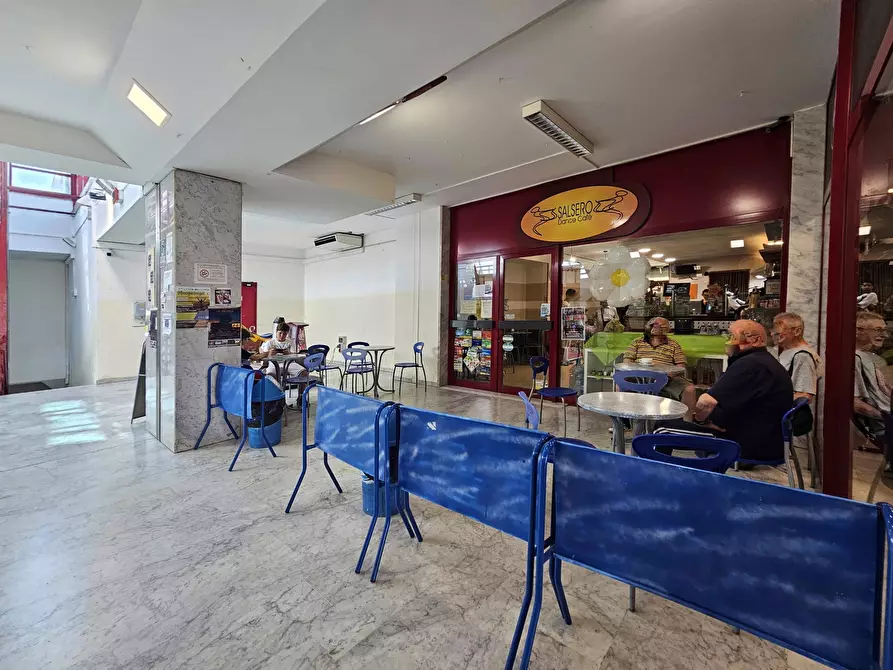 Immagine 14 di Bar / Ristorante in vendita  in Via Eugenio Montale 35 a Carrara
