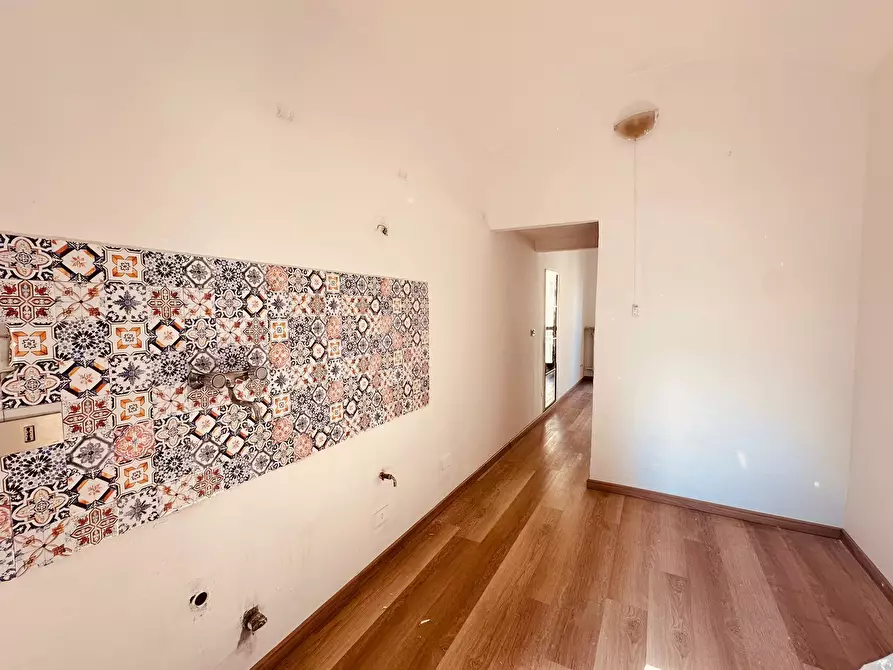 Immagine 13 di Bilocale in vendita  in Via San Donato 27 a Torino
