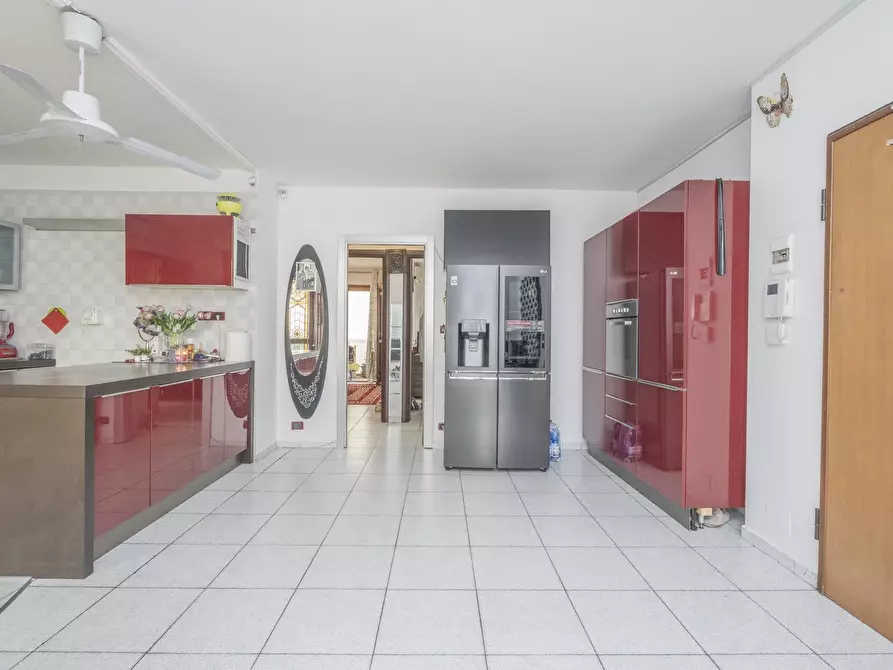 Immagine 14 di Quadrilocale in vendita  in Via Bollengo 20 a Torino